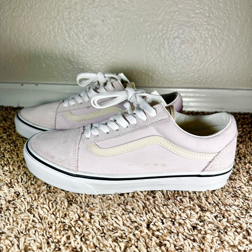 Vans Old Skool Classic Shoes Women’s Size 9.5 Lavender Skateboarding Sneakers